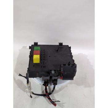 Recambio de caja reles / fusibles para opel vectra c (z02) 2.2 dti 16v (f69) referencia OEM IAM 93173415  
