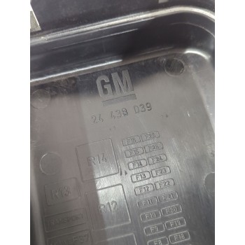Recambio de caja reles / fusibles para opel vectra c (z02) 2.2 dti 16v (f69) referencia OEM IAM 519038004/13112918  