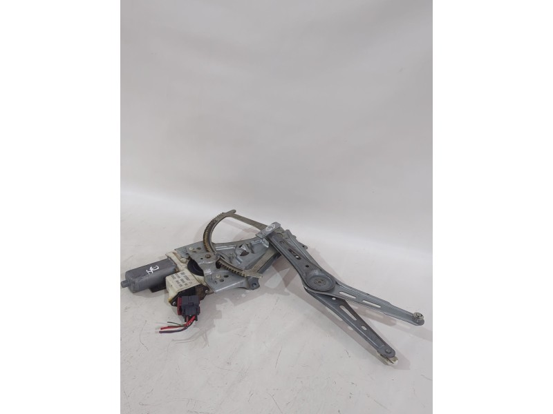 Recambio de elevalunas delantero izquierdo para opel vectra c (z02) 2.2 dti 16v (f69) referencia OEM IAM 93171820/9178987  