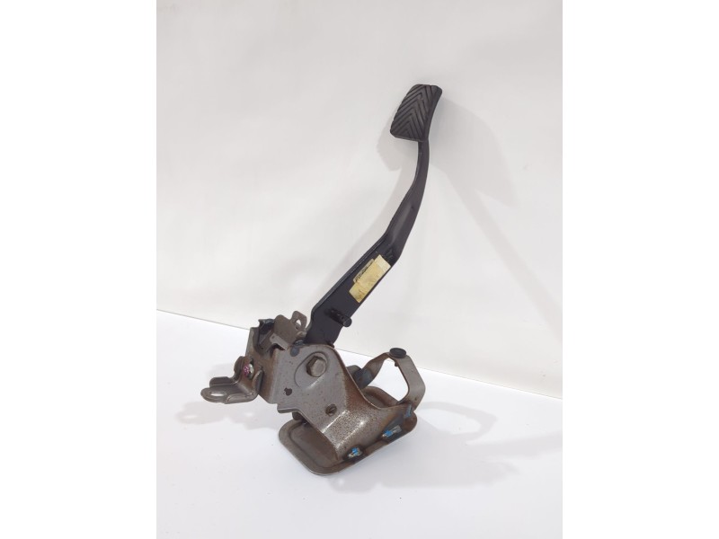 Recambio de pedal embrague para hyundai i30 (fd) 1.4 referencia OEM IAM 328202H300  