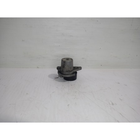 Recambio de tensor correa auxiliar para renault trafic furgón l1h1 2,7t referencia OEM IAM 117205040R  