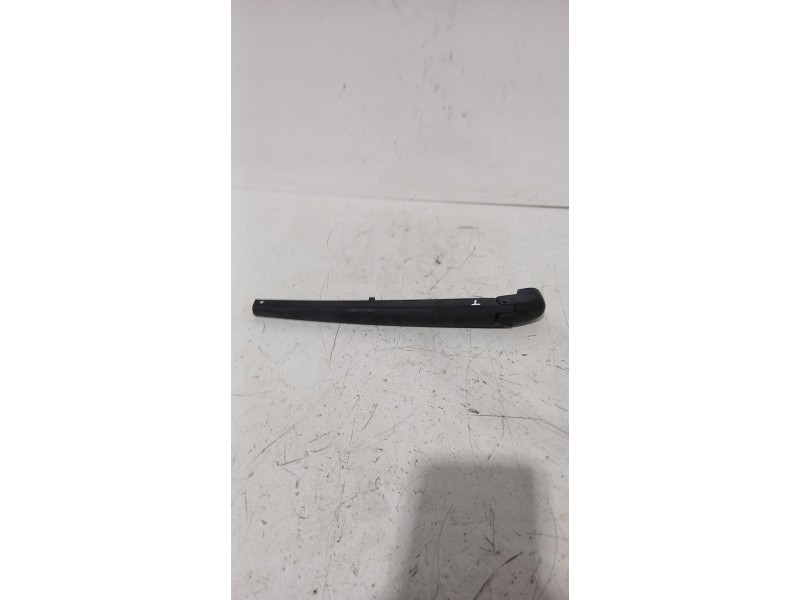 Recambio de brazo limpia trasero para lancia musa (350_) 1.4 (350.axf1a) referencia OEM IAM 46835901  