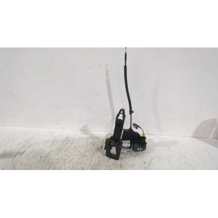 Recambio de cerradura puerta trasera izquierda para kia cee´d hatchback (ed) 1.6 crdi 90 referencia OEM IAM 814101H000  