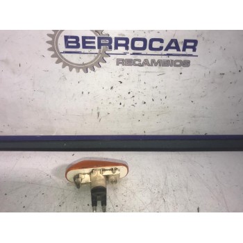 Recambio de piloto lateral derecho para saab 9-3 berlina 2.0 cat referencia OEM IAM 5142807  
