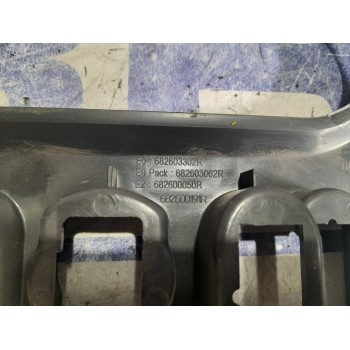 Recambio de moldura interior para dacia duster (hs_) 1.5 dci 4x4 (hsmc, hsmd) referencia OEM IAM 8200739438  