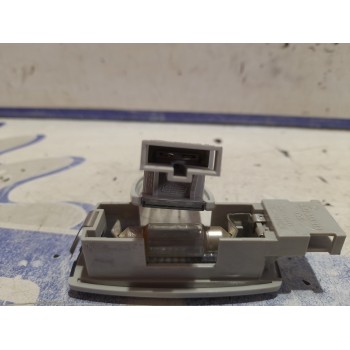 Recambio de luz interior para volkswagen polo (9n1) 1.2 referencia OEM IAM 3B0947113  