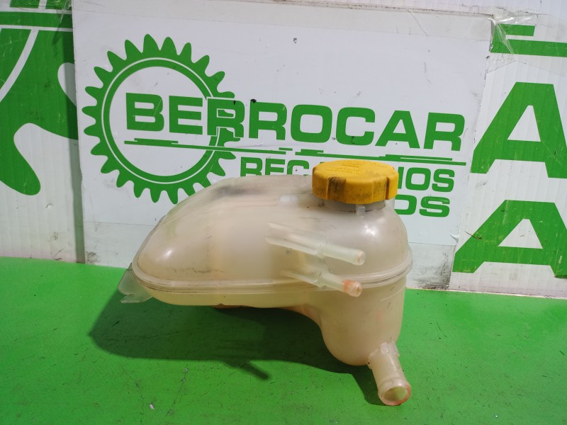 Recambio de deposito expansion para opel zafira b cosmo referencia OEM IAM 13127129  