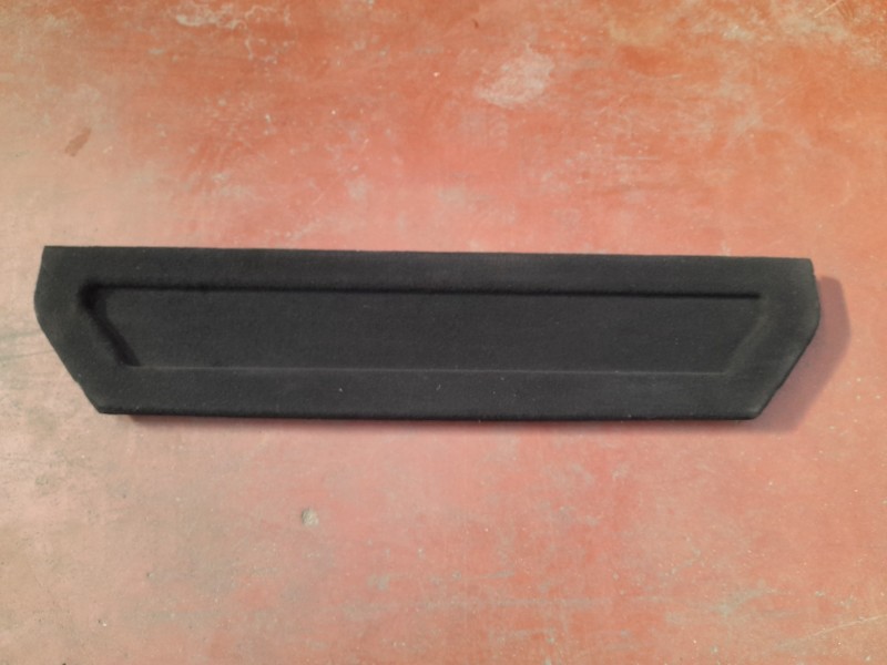 Recambio de bandeja trasera para opel corsa e referencia OEM IAM 90439700  