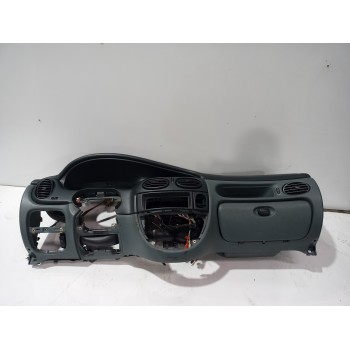 Recambio de salpicadero para renault megane i berlina hatchback (ba0) 1.6e alize referencia OEM IAM 7700426534  