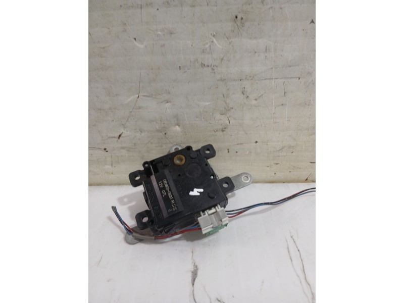 Recambio de motor apertura trampilla para toyota auris (_e15_) 1.33 dual-vvti (nre150_) referencia OEM IAM 0638000920  
