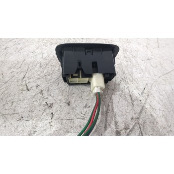 Recambio de mando elevalunas trasero derecho para toyota auris (_e15_) 1.6 (zre151_) referencia OEM IAM 1928296  