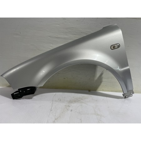 Recambio de aleta delantera izquierda para volkswagen passat berlina (3b3) advance referencia OEM IAM 3B0821105E  