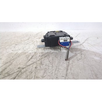 Recambio de motor apertura trampillas para toyota auris (_e15_) 1.6 (zre151_) referencia OEM IAM 0638000920  