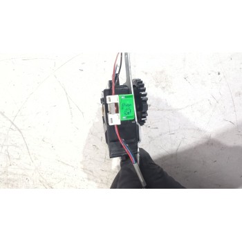 Recambio de motor apertura trampillas para toyota auris (_e15_) 1.6 (zre151_) referencia OEM IAM 0638000920  