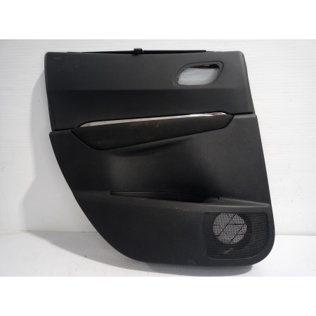 Recambio de guarnecido puerta trasera izquierda para peugeot 3008 style referencia OEM IAM 9683039177  