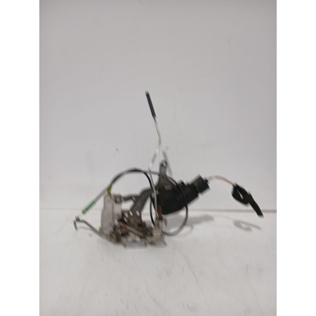 Recambio de cerradura puerta delantera derecha para citroën c1 (pm_, pn_) 1.4 hdi referencia OEM IAM 9136V1  