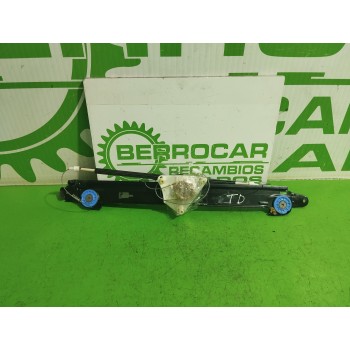 ELEVALUNAS TRASERO DERECHO 5P0839402 