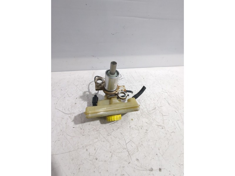 Recambio de bomba freno para volkswagen passat b5.5 (3b3) 1.9 tdi referencia OEM IAM 4D0611021B  