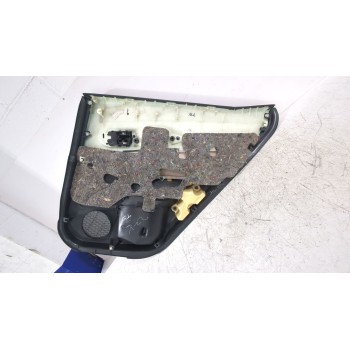 Recambio de guarnecido puerta trasera izquierda para toyota auris (_e15_) 1.6 (zre151_) referencia OEM IAM 67788X1F00  