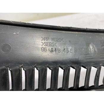 Recambio de torpedo para peugeot 207 confort referencia OEM IAM 96818458XT  