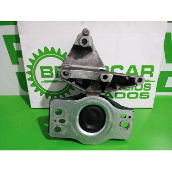 SOPORTE MOTOR DERECHO 8200437464 