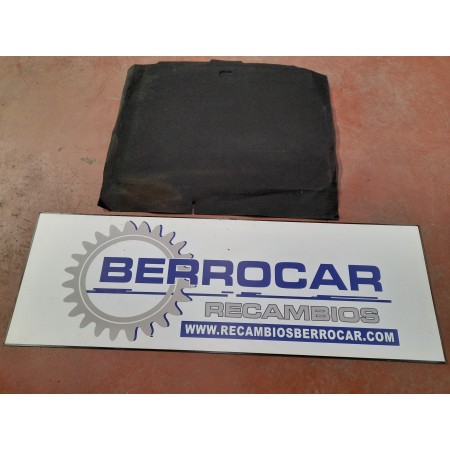 Recambio de suelo maletero para toyota yaris referencia OEM IAM 82601002  