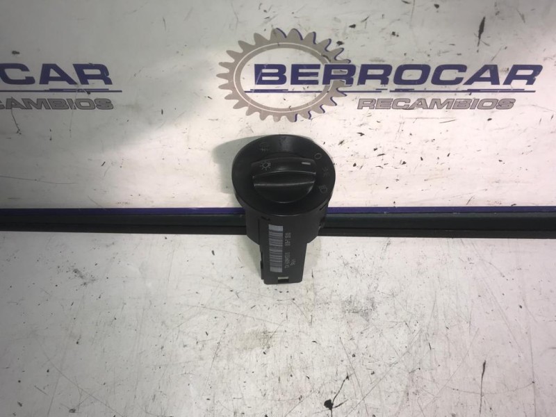 Recambio de mando luces para volkswagen polo (9n1) 1.2 referencia OEM IAM 6Q0941531B  