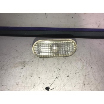 Recambio de piloto lateral izquierdo para volkswagen passat berlina (3b2) 1.9 tdi referencia OEM IAM 1J5949117A  