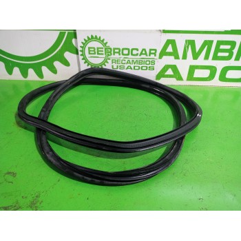 Recambio de goma contorno para opel corsa e expression referencia OEM IAM 13188927  