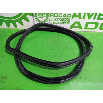 Recambio de goma contorno para opel corsa e expression referencia OEM IAM 13188927  