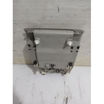 Recambio de luz interior para toyota auris (_e15_) 1.33 dual-vvti (nre150_) referencia OEM IAM 8126002100  