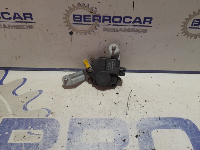 Recambio de motor cierre centralizado porton para hyundai getz (tb) 1.5 crdi cat referencia OEM IAM 957501C000  