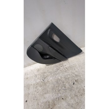 GUARNECIDO PUERTA TRASERA DERECHA 83320Q0010 