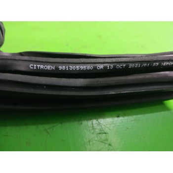 Recambio de goma contorno para citroën c3 origins referencia OEM IAM 9813059580  