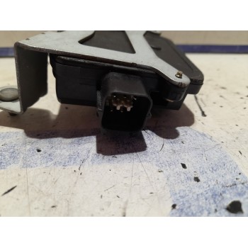 Recambio de motor cierre centralizado porton para hyundai getz (tb) 1.5 crdi cat referencia OEM IAM 957501C000  