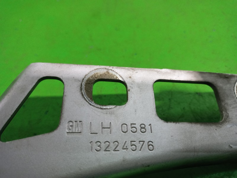 Recambio de bisagras capot para opel zafira b cosmo referencia OEM IAM 13224576  