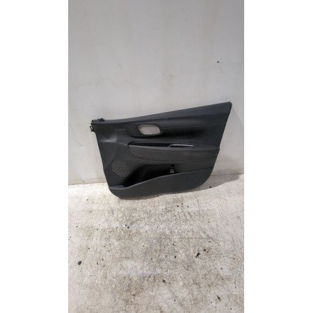 Recambio de guarnecido puerta delantera derecha para hyundai i20 iii (bc3, bi3) 1.0 t-gdi referencia OEM IAM 82320Q0100  