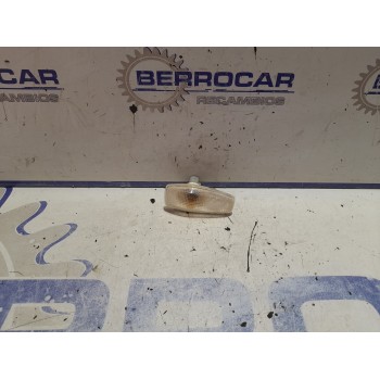 Recambio de piloto lateral derecho para hyundai getz (tb) 1.5 crdi cat referencia OEM IAM 92303-25500  