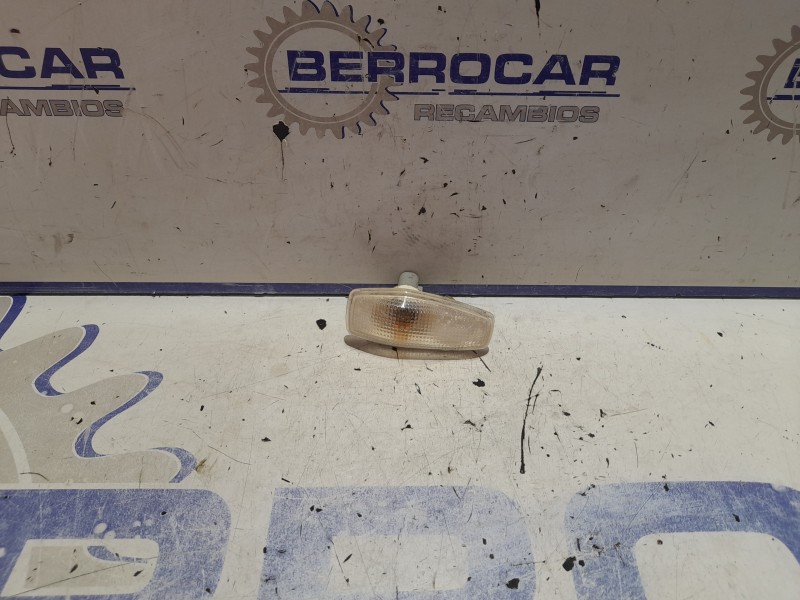 Recambio de piloto lateral derecho para hyundai getz (tb) 1.5 crdi cat referencia OEM IAM 92303-25500  