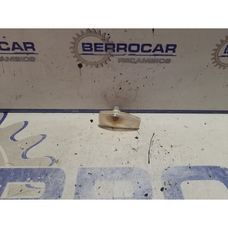 Recambio de piloto lateral derecho para hyundai getz (tb) 1.5 crdi cat referencia OEM IAM 92303-25500  