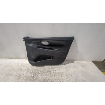 Recambio de guarnecido puerta delantera derecha para hyundai i20 iii (bc3, bi3) 1.0 t-gdi referencia OEM IAM 82320Q0100  