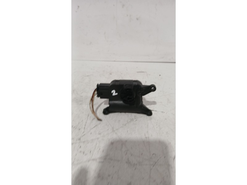 Recambio de motor apertura trampilla para lancia musa (350_) 1.4 (350.axf1a) referencia OEM IAM 0132801312  