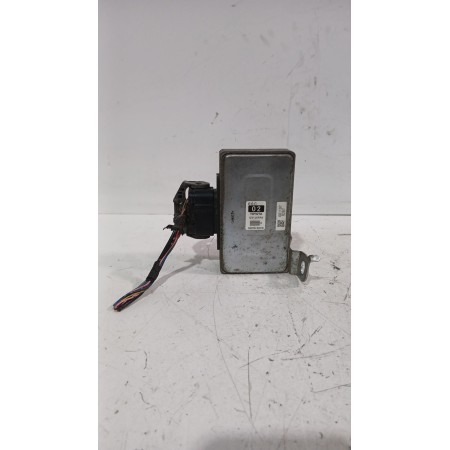 Recambio de modulo electronico para toyota yaris (_p9_) 1.33 vvt-i (nsp90_) referencia OEM IAM G92C052010  