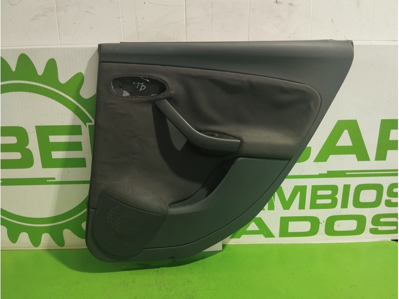 Recambio de guarnecido puerta trasera derecha para seat altea xl (5p5) 1.9 tdi referencia OEM IAM 5P8867212  