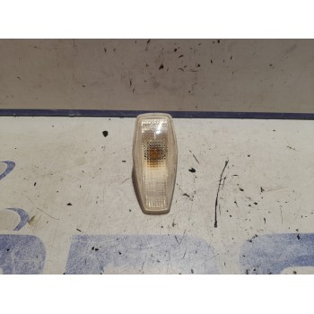 Recambio de piloto lateral derecho para hyundai getz (tb) 1.5 crdi cat referencia OEM IAM 92303-25500  