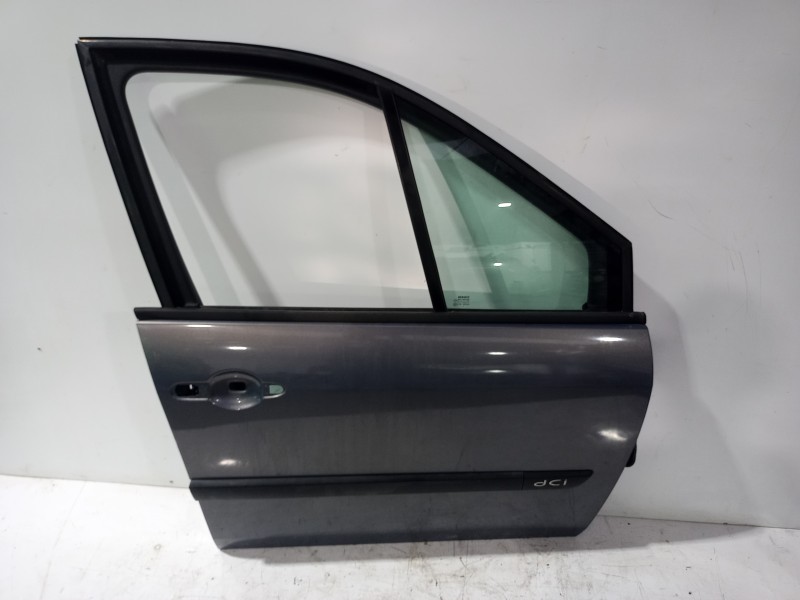 Recambio de puerta delantera derecha para renault scenic ii authentique referencia OEM IAM 801002354R  