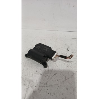 Recambio de motor apertura trampilla para lancia musa (350_) 1.4 (350.axf1a) referencia OEM IAM 0132801312  