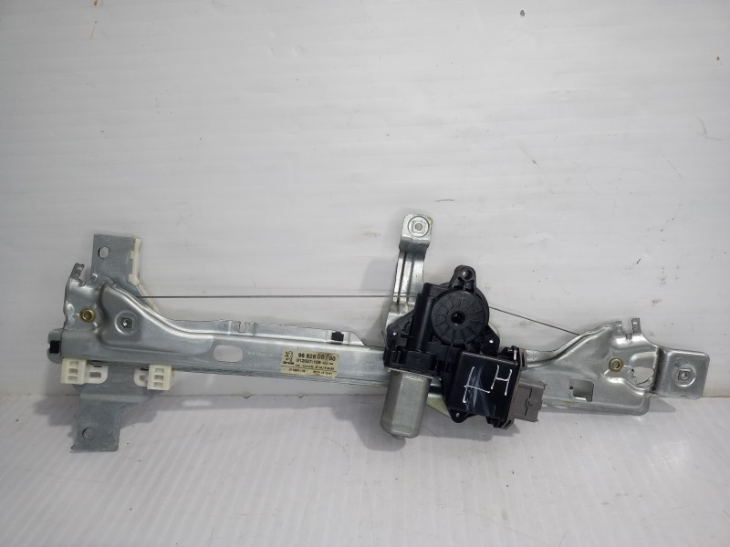 Recambio de elevalunas trasero izquierdo para peugeot 3008 style referencia OEM IAM 9682808780  