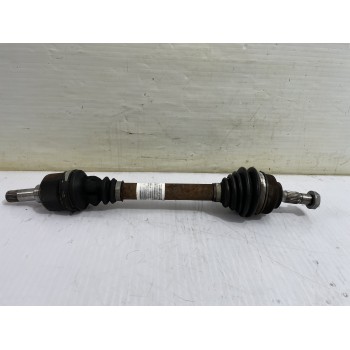 TRANSMISION DELANTERA IZQUIERDA 3272QK 