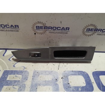 Recambio de mando elevalunas delantero derecho para hyundai getz (tb) 1.5 crdi cat referencia OEM IAM 935801C100  